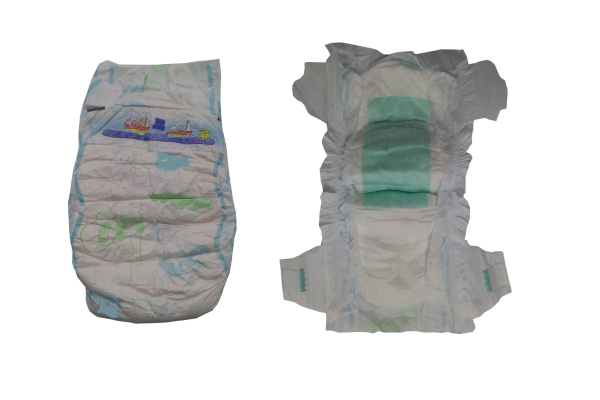 Muestras gratuitas de pañales para bebés Wlosesale en pacas con lámina posterior de película similar a la tela Puerto de Xiamen